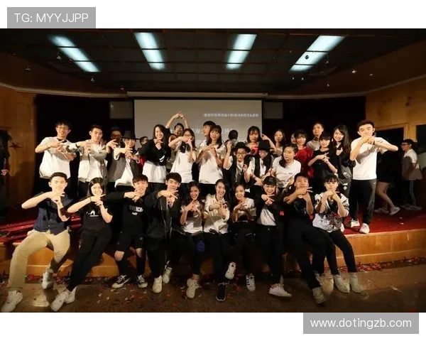 杭州排球队的崛起之路:从默默无闻到世界杯舞台的辉煌历程 杭州排球队的崛起之路:从默默无闻到世界杯舞台的辉煌历程