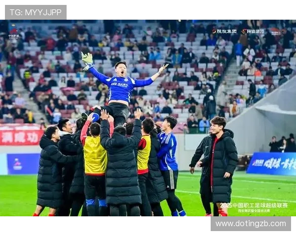 杭州足球队的速度之谜:一场激情四溢的足球盛宴探秘之旅 杭州足球队的速度之谜:一场激情四溢的足球盛宴探秘之旅