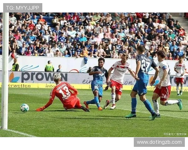 哈德斯菲尔德与林肯城的精彩对决展现英格兰足球魅力与激情