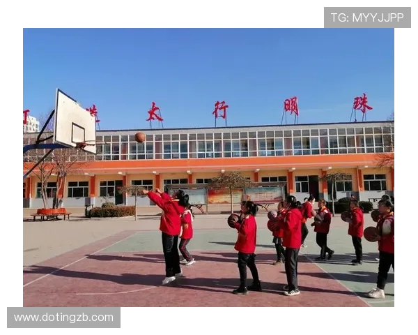 朱俊龙的奋斗之路与篮球梦想的追逐历程探秘