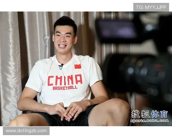 李慕豪：从篮球新星到职业生涯巅峰的成长之路与未来展望