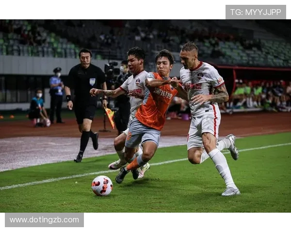 梅州客家迎战江西联盛争夺赛季关键三分的激烈对决