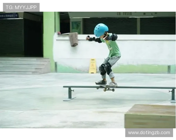 滑板之旅:深入南京滑板队的耐力与激情探索