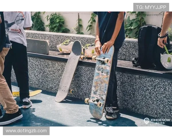 上海滑板队在攀岩联赛中的出色表现与实力分析 上海滑板队在攀岩联赛中的出色表现与实力分析