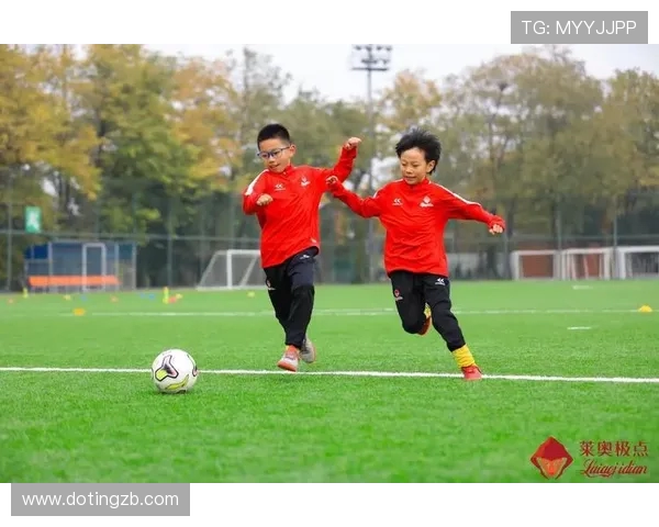 广州足球队心理素质深度解析：如何在比赛中保持冷静与专注